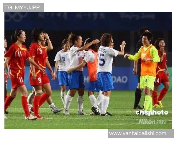 赛后分析:北京足球队与南京足球队的战术意识与表现对比探讨 赛后分析:北京足球队与南京足球队的战术意识与表现对比探讨