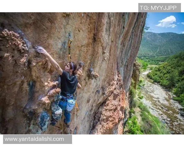 周丽专访：回顾攀岩历程