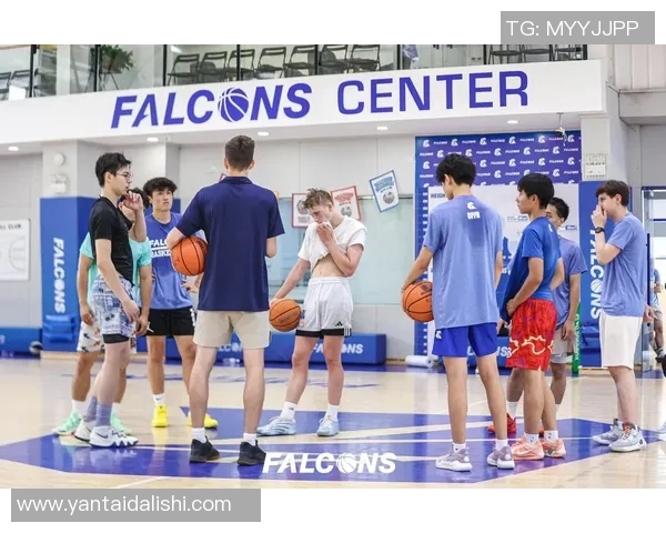 篮球专题：聚焦北京篮球队的团队协作